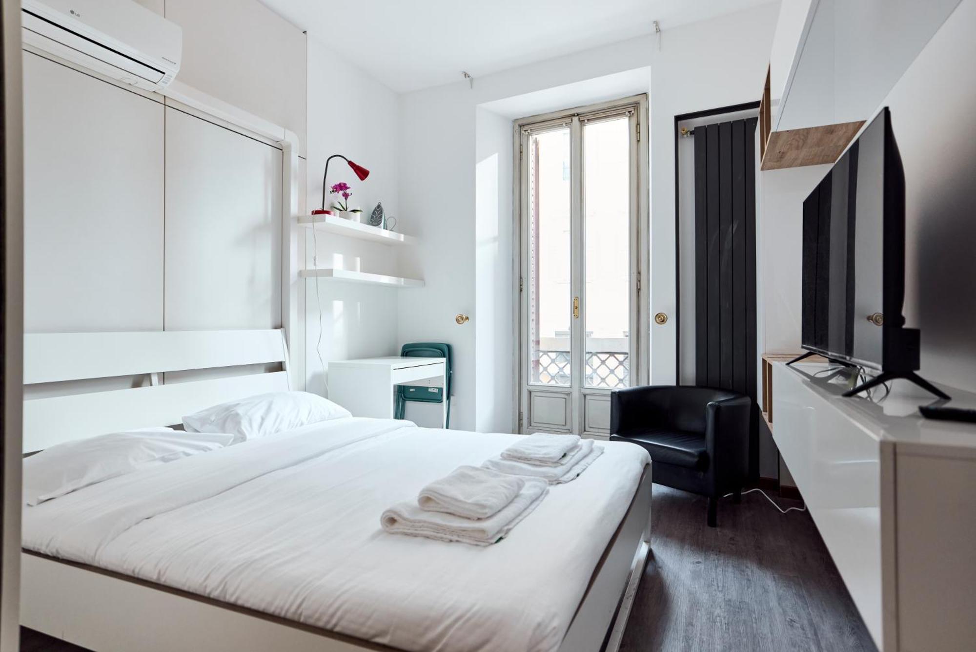 Corso Venezia View With Private Balcony - Corso Venezia Suite Milan Exterior photo
